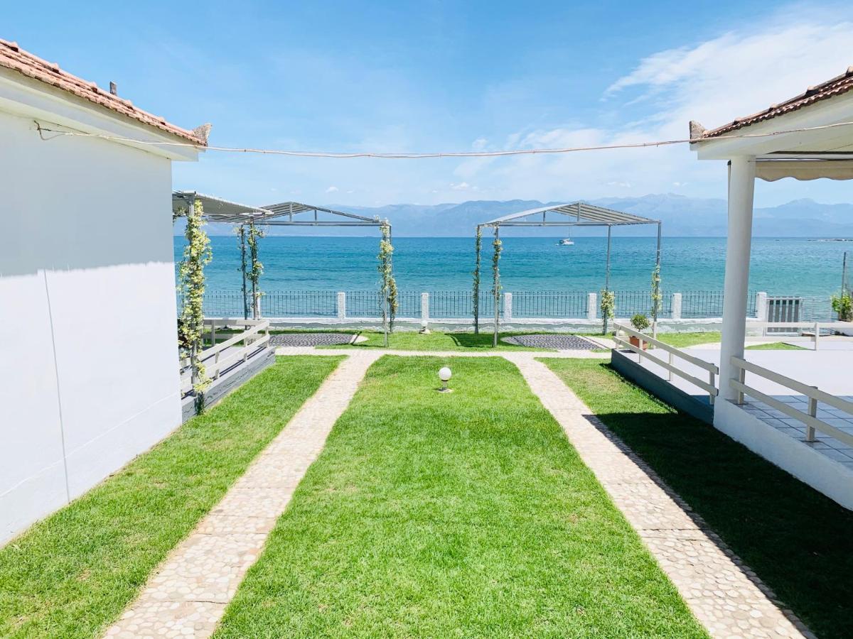 Seaside Bungalows Petalidi Bagian luar foto