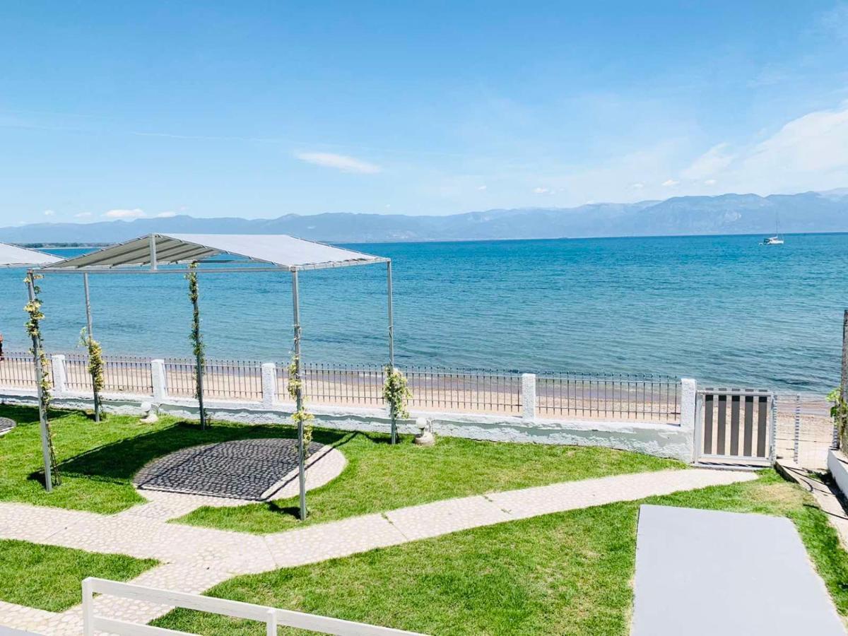 Seaside Bungalows Petalidi Bagian luar foto