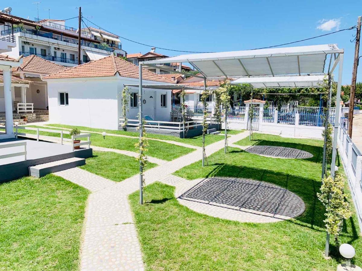 Seaside Bungalows Petalidi Bagian luar foto